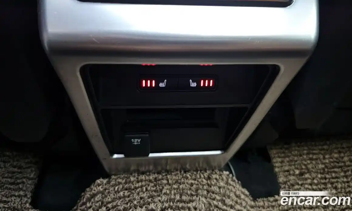 Land Rover Discovery Sport 2016 2.0 гидро в Москве № 1619706, фото 18