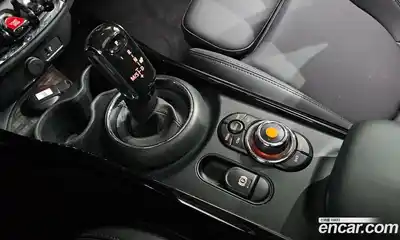 Mini Clubman 2019 1.5 гидро в Москве № 1621692, миниатюра 9