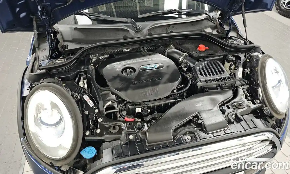 Mini Cooper 2014 1.5 гидро в Москве № 1622026, фото 6