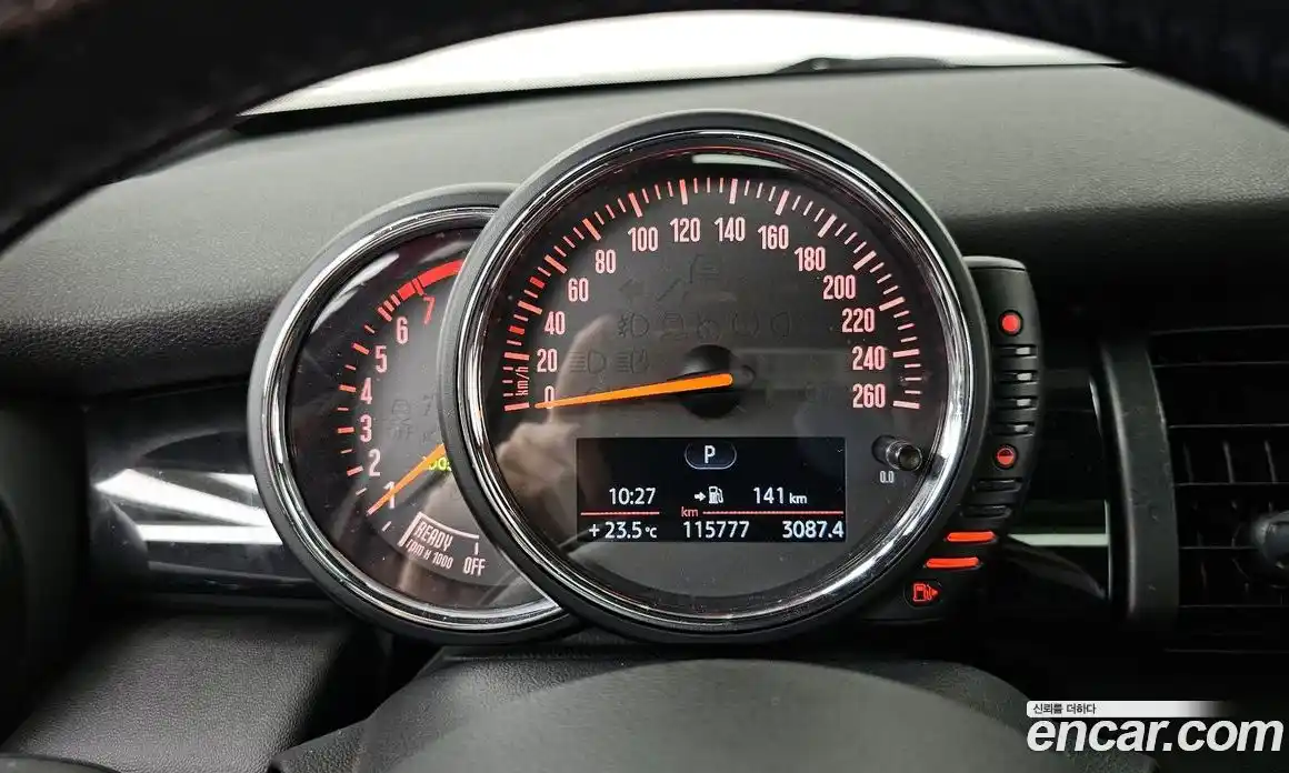 Mini Cooper 2014 1.5 гидро в Москве № 1622026, фото 8