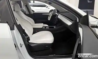 Tesla Model Y 2023 0.2 гидро в Москве № 1622529, миниатюра 11