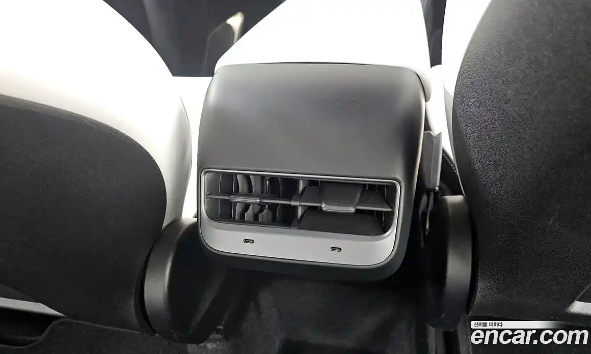 Tesla Model Y 2023 0.2 гидро в Москве № 1622529, фото 19