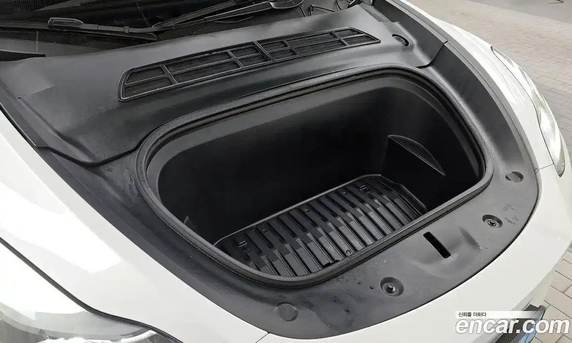 Tesla Model Y 2023 0.2 гидро в Москве № 1622529, фото 6