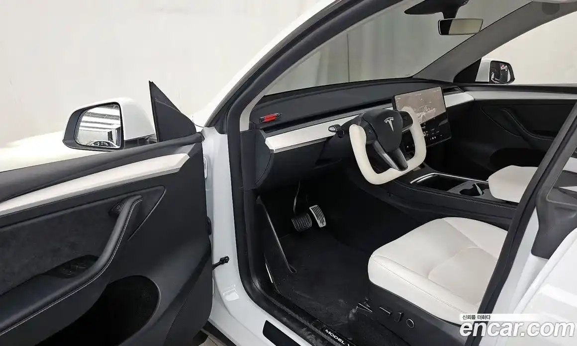 Tesla Model Y 2023 0.2 гидро в Москве № 1622529, фото 10