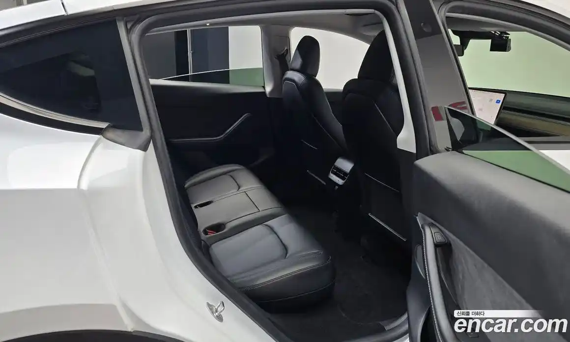 Tesla Model Y 2023 0.2 гидро в Москве № 1622566, фото 11