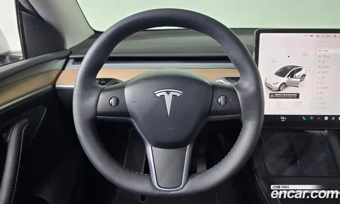 Tesla Model Y 2023 0.2 гидро в Москве № 1622566, фото 12