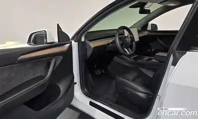 Tesla Model Y 2023 0.2 гидро в Москве № 1622566, миниатюра 10