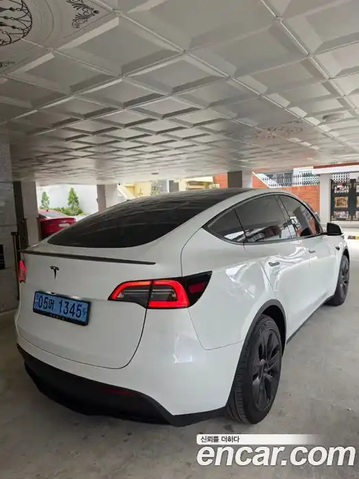 Tesla Model Y 2024 гидро в Москве № 1622620, фото 3