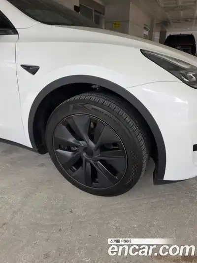 Tesla Model Y 2024 гидро в Москве № 1622620, миниатюра 9