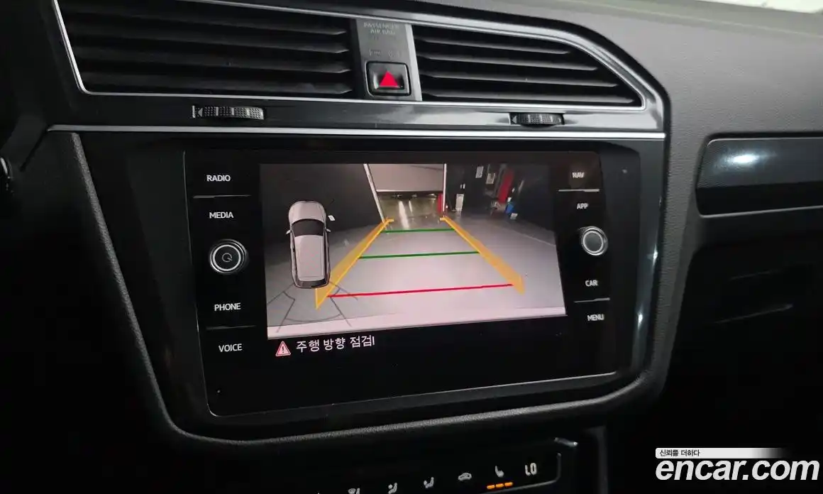 Volkswagen Tiguan 2019 2.0 гидро в Москве № 1623341, фото 15