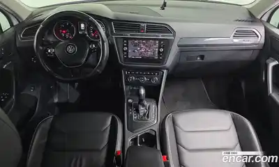 Volkswagen Tiguan 2019 2.0 гидро в Москве № 1623341, миниатюра 7