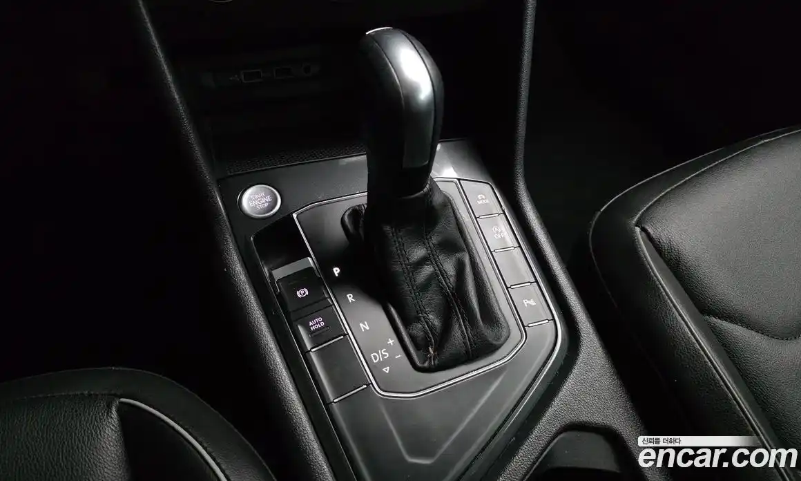 Volkswagen Tiguan 2019 2.0 гидро в Москве № 1623341, фото 9