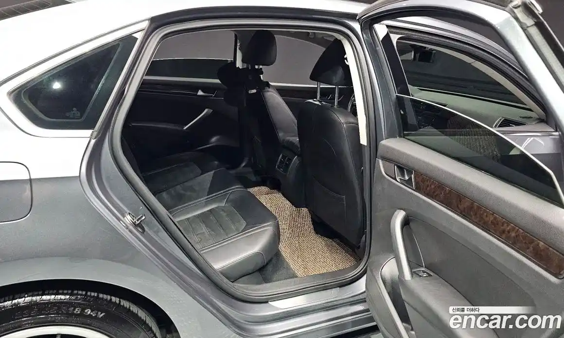 Volkswagen Passat 2014 2.0 гидро в Москве № 1623469, фото 11