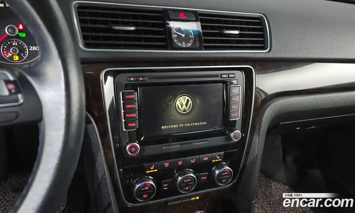 Volkswagen Passat 2014 2.0 гидро в Москве № 1623508, фото 14