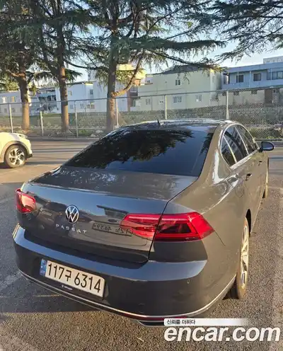 Volkswagen Passat 2021 2.0 гидро в Москве № 1623663, миниатюра 2
