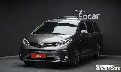 Toyota Sienna, 2019