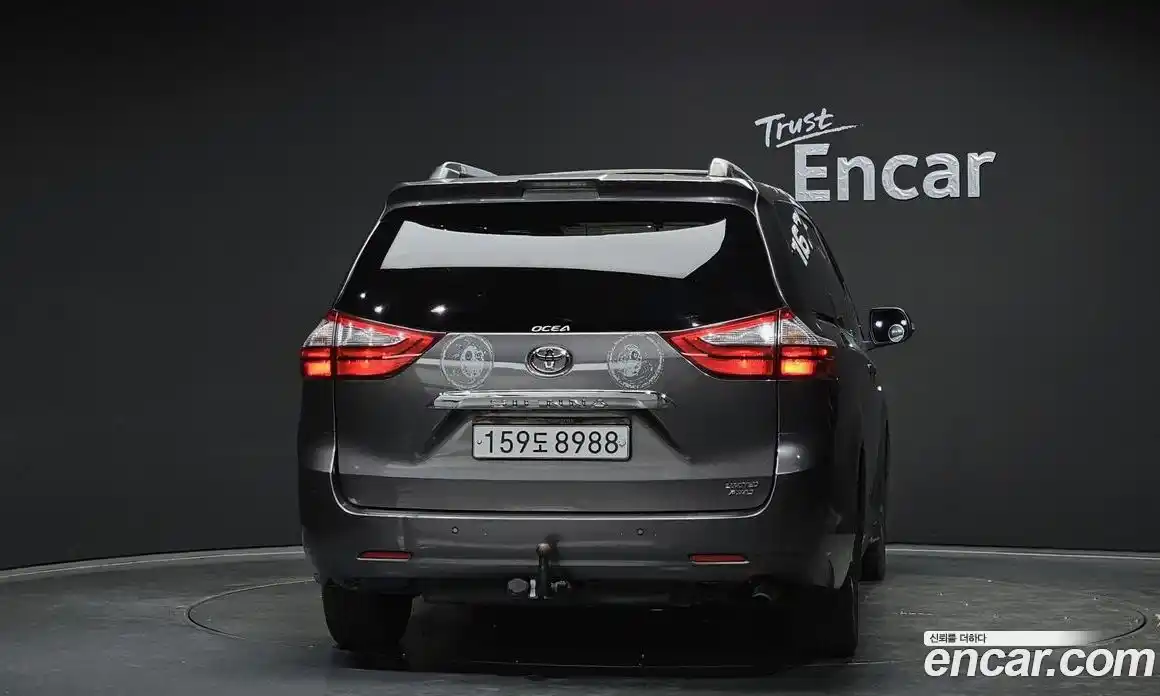 Toyota Sienna 2019 3.5 гидро в Москве № 1624446, фото 4