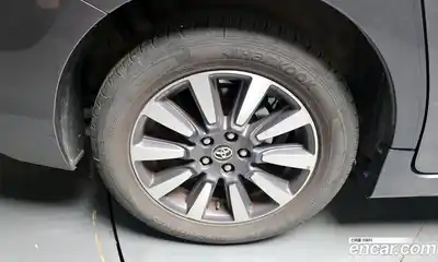 Toyota Sienna 2019 3.5 гидро в Москве № 1624446, миниатюра 5