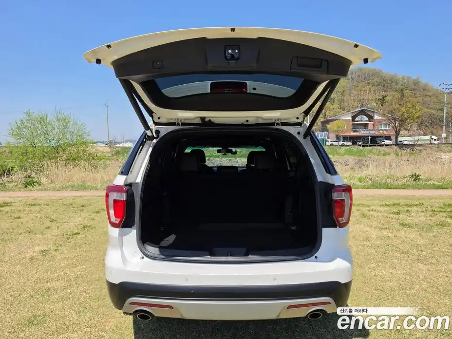 Ford Explorer 2017 2.3 гидро в Москве № 1625206, фото 9