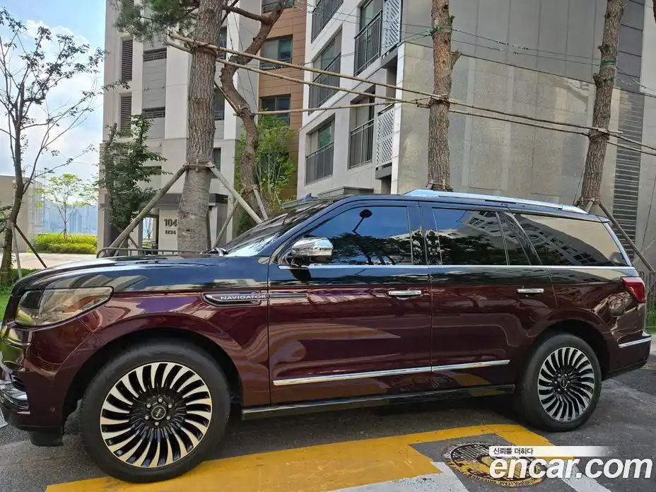 Lincoln Navigator 2018 3.5 гидро в Москве № 1625319, фото 5