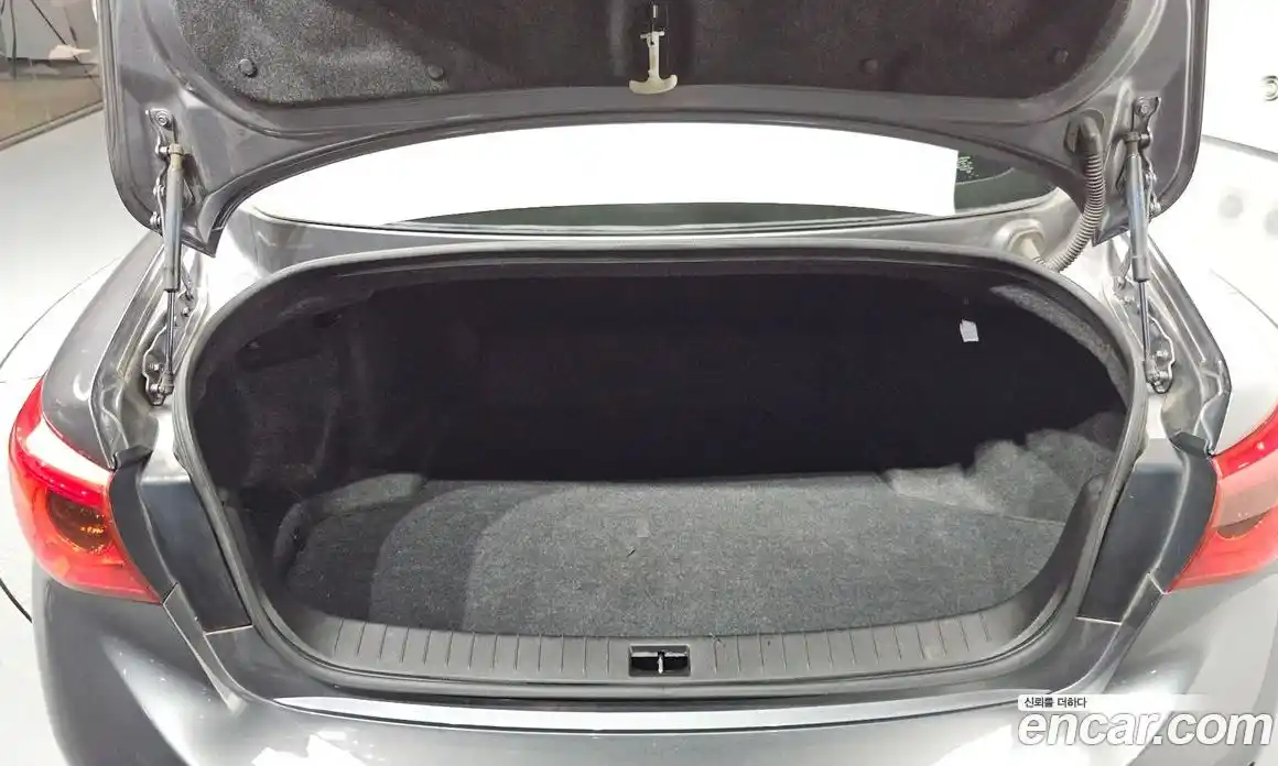 Infiniti Q50 2015 2.1 гидро в Москве № 1625762, фото 20