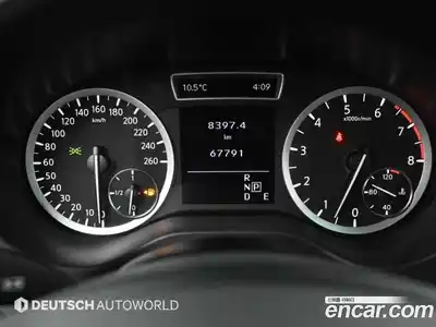 Infiniti Q30 2017 2.0 гидро в Москве № 1625777, миниатюра 8