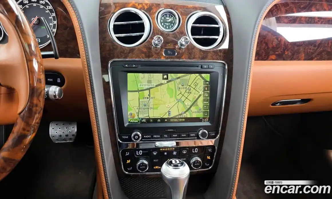 Bentley Flying Spur 2015 6.0 гидро в Москве № 1625973, фото 14