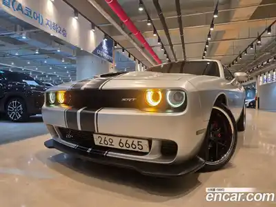 Dodge Challenger, 2016