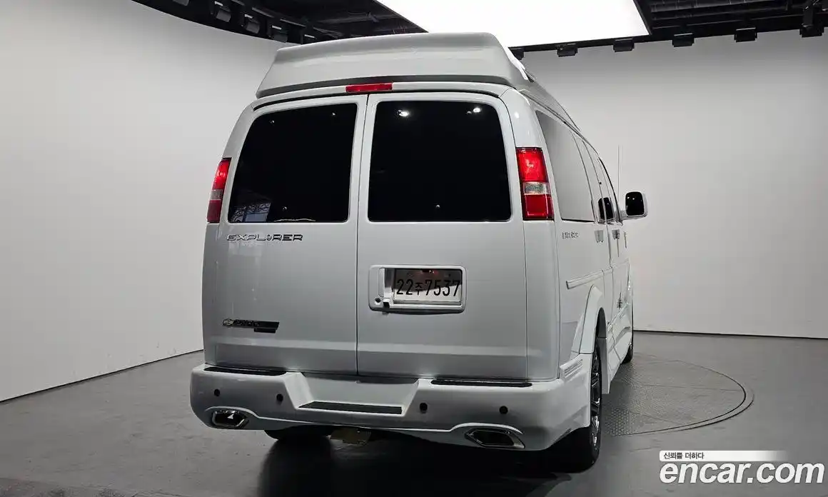 Chevrolet Express Van 2015 6.0 гидро в Москве № 1626210, фото 4