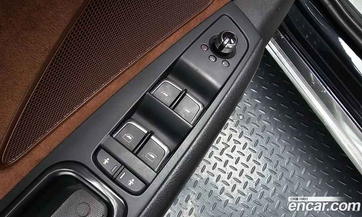 Audi A8 2011 3.0 гидро в Москве № 163755, фото 17