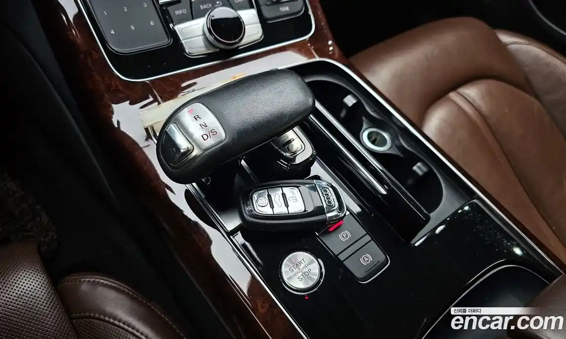 Audi A8 2011 3.0 гидро в Москве № 163755, фото 9