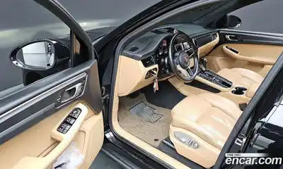 Porsche Macan 2017 2.0 гидро в Москве № 165634, миниатюра 12