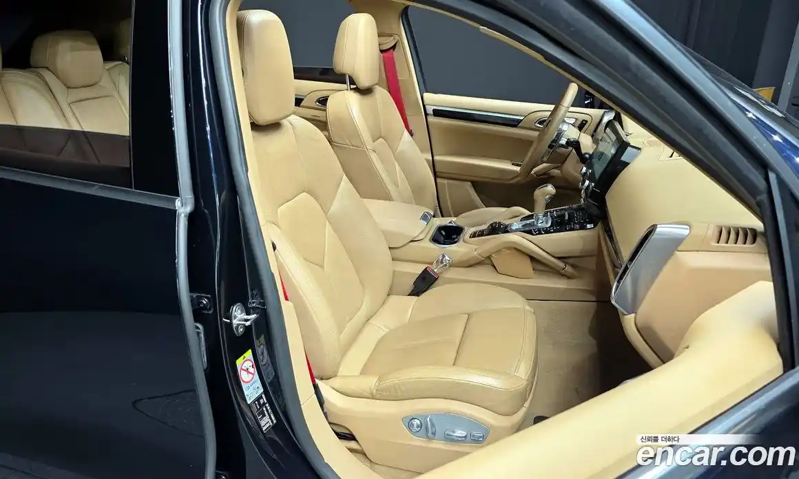 Porsche Cayenne 2015 4.1 гидро в Москве № 165657, фото 12