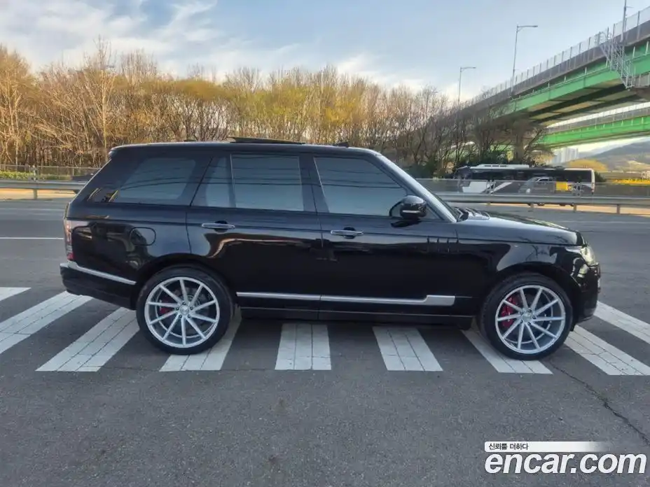 Land Rover Range-Rover 2014 5.0 гидро в Москве № 166633, фото 17
