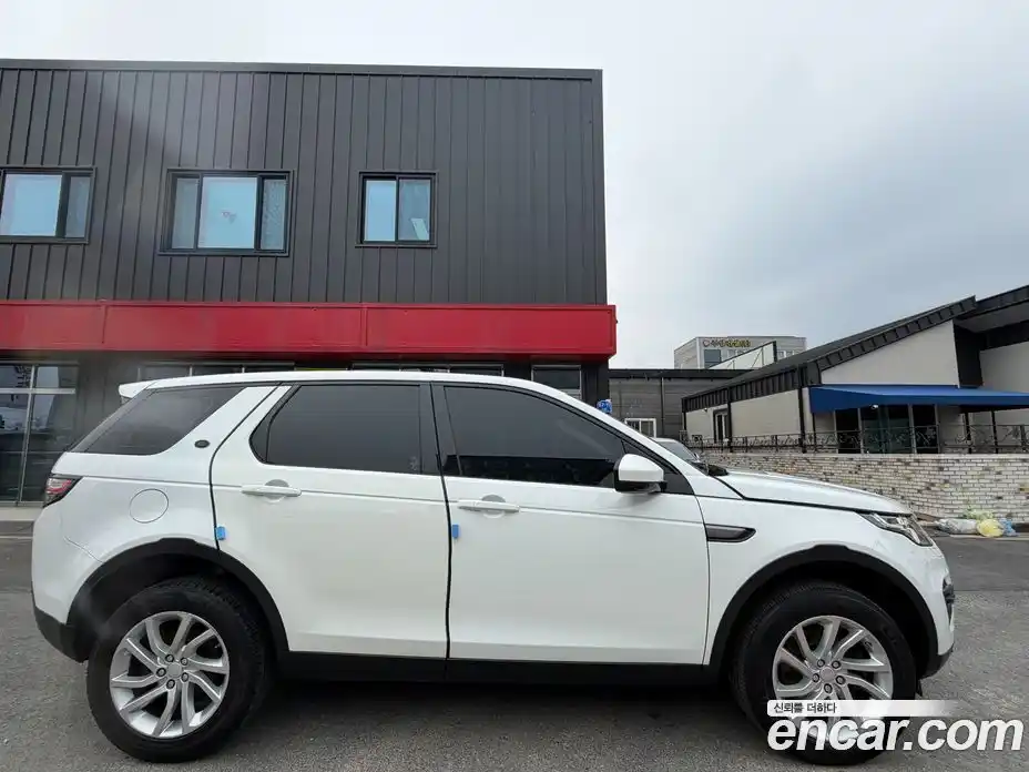 Land Rover Discovery Sport 2017 2.0 гидро в Москве № 166839, фото 6