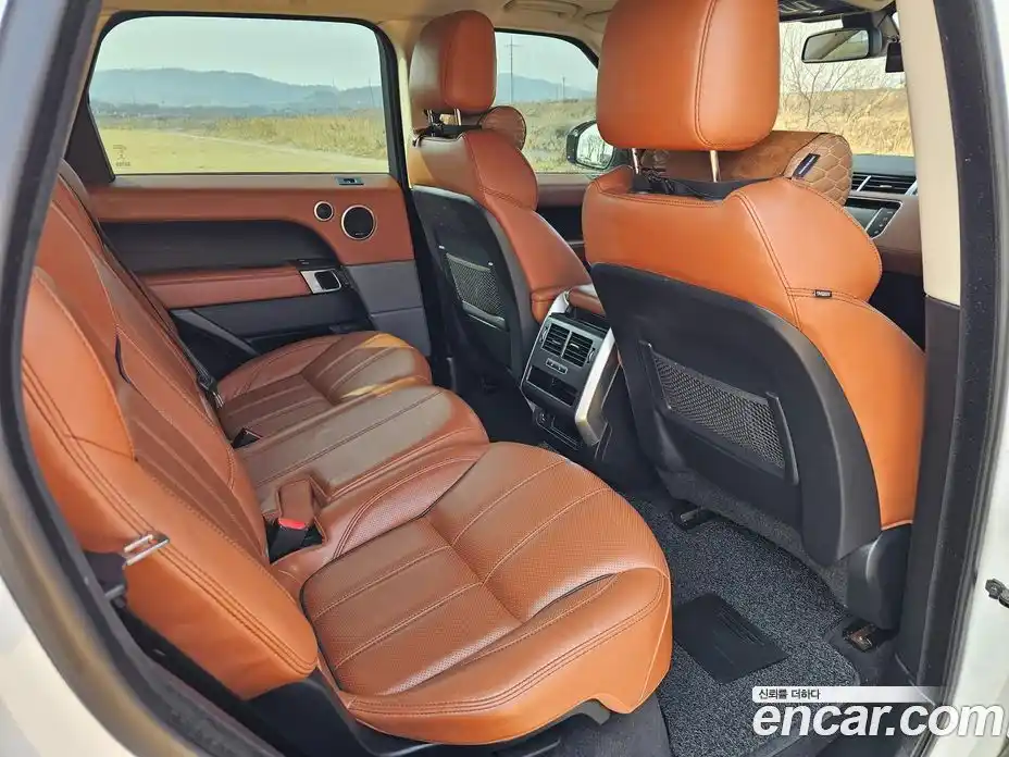 Land Rover Range-Rover Sport 2016 3.0 гидро в Москве № 166914, фото 16