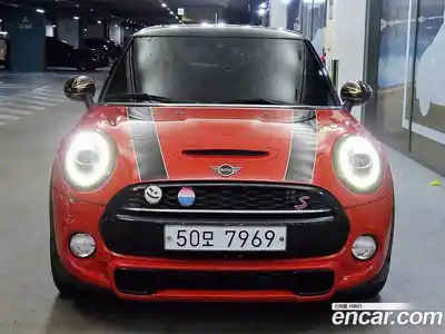 Mini Cooper 2019 2.0 гидро в Москве № 167463, миниатюра 2