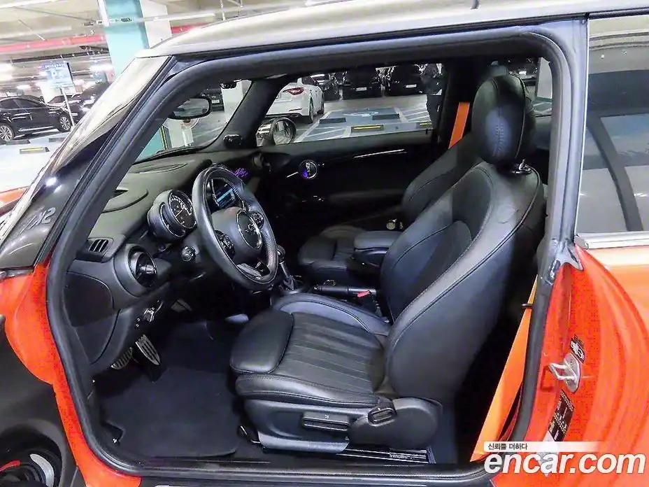 Mini Cooper 2019 2.0 гидро в Москве № 167463, фото 6