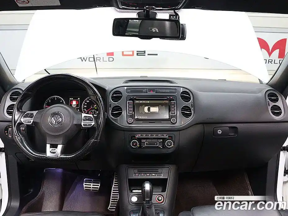 Volkswagen Tiguan 2015 2.0 гидро в Москве № 169220, фото 14