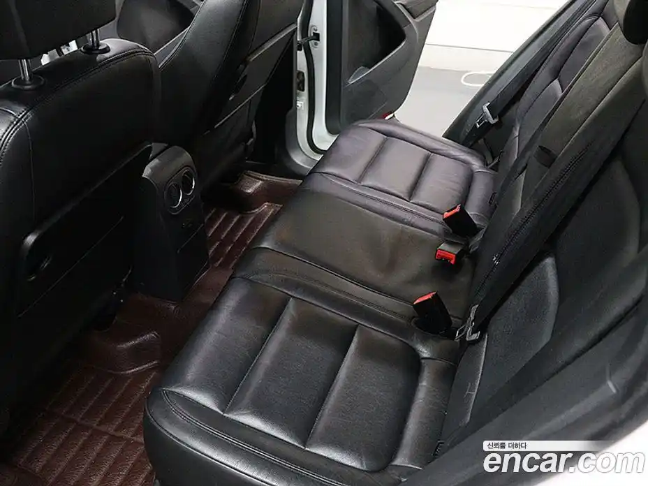 Volkswagen Tiguan 2015 2.0 гидро в Москве № 169220, фото 16