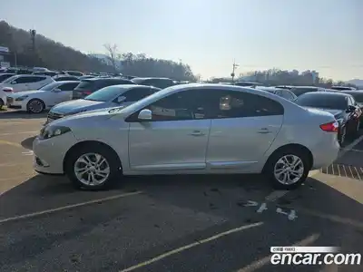 Renault SM3 2017 1.6 гидро в Москве № 186551, миниатюра 3