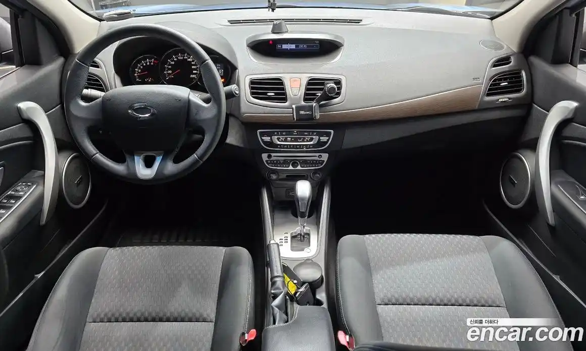 Renault SM3 2009 1.6 гидро в Москве № 224053, фото 7
