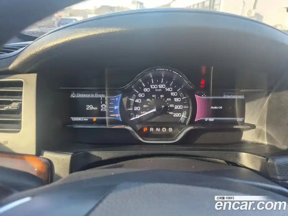 Lincoln MKS 2015 3.5 гидро в Москве № 304373, фото 9