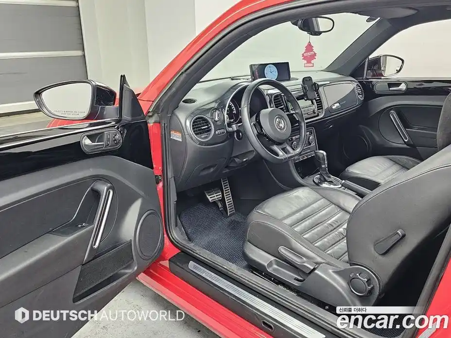 Volkswagen Beatle 2014 2.0 гидро в Москве № 359162, фото 11