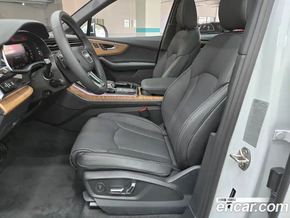 Audi Q7 2025 3.0 гидро в Москве № 765235, фото 13