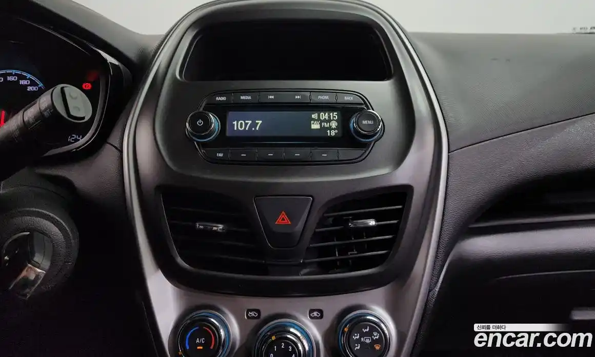 Chevrolet Spark 2015 1.0 гидро в Москве № 936294, фото 15
