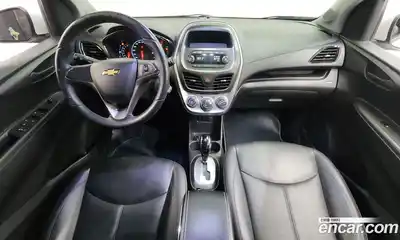 Chevrolet Spark 2015 1.0 гидро в Москве № 936294, миниатюра 7
