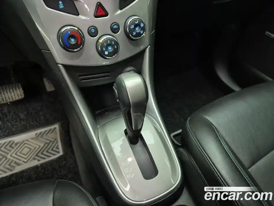 Chevrolet Trax 2015 1.4 гидро в Москве № 105873, фото 8