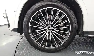 Mercedes-Benz GLC-Class 2024 2.0 гидро в Москве № 139917, миниатюра 5