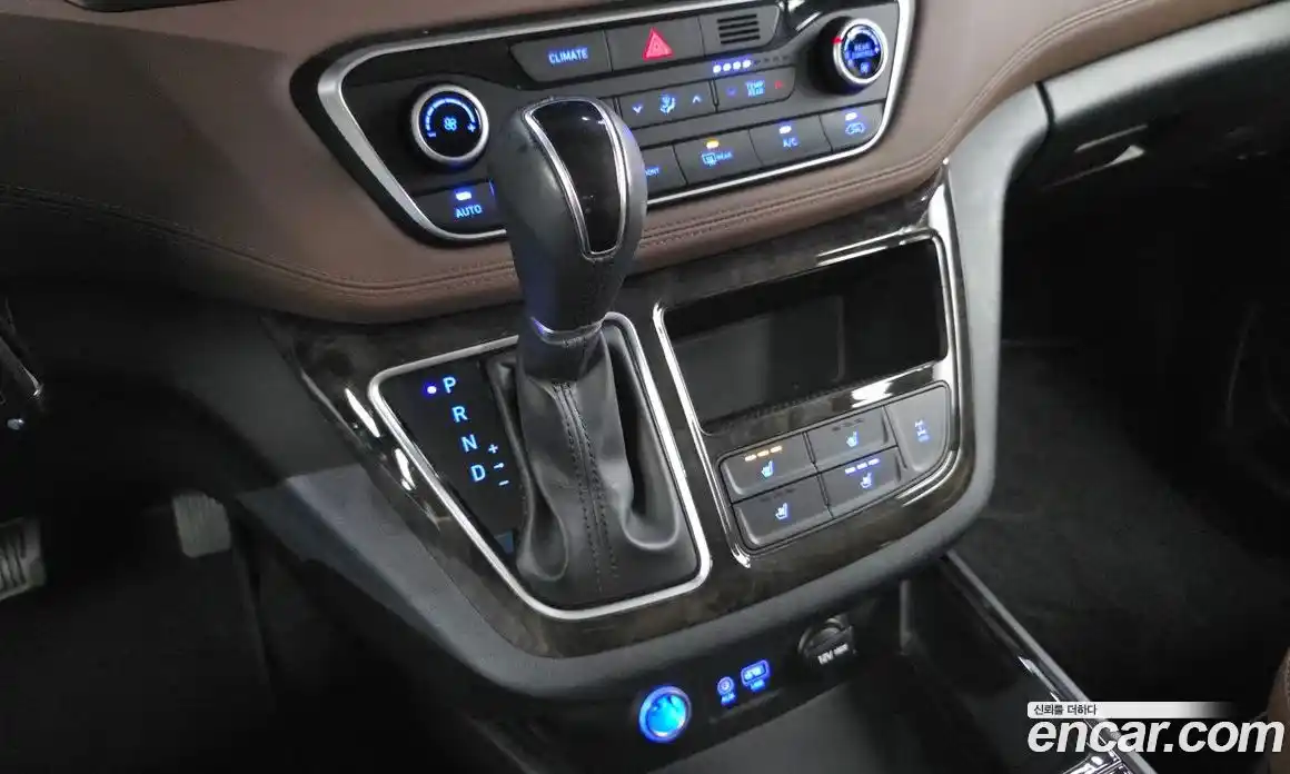 Hyundai Starex 2020 2.5 гидро в Москве № 1610395, фото 9